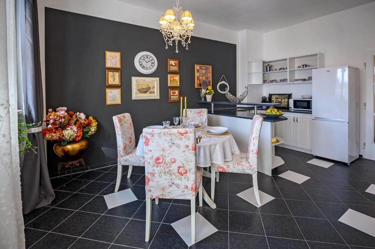 Apartment Alexis Bratislava Dış mekan fotoğraf